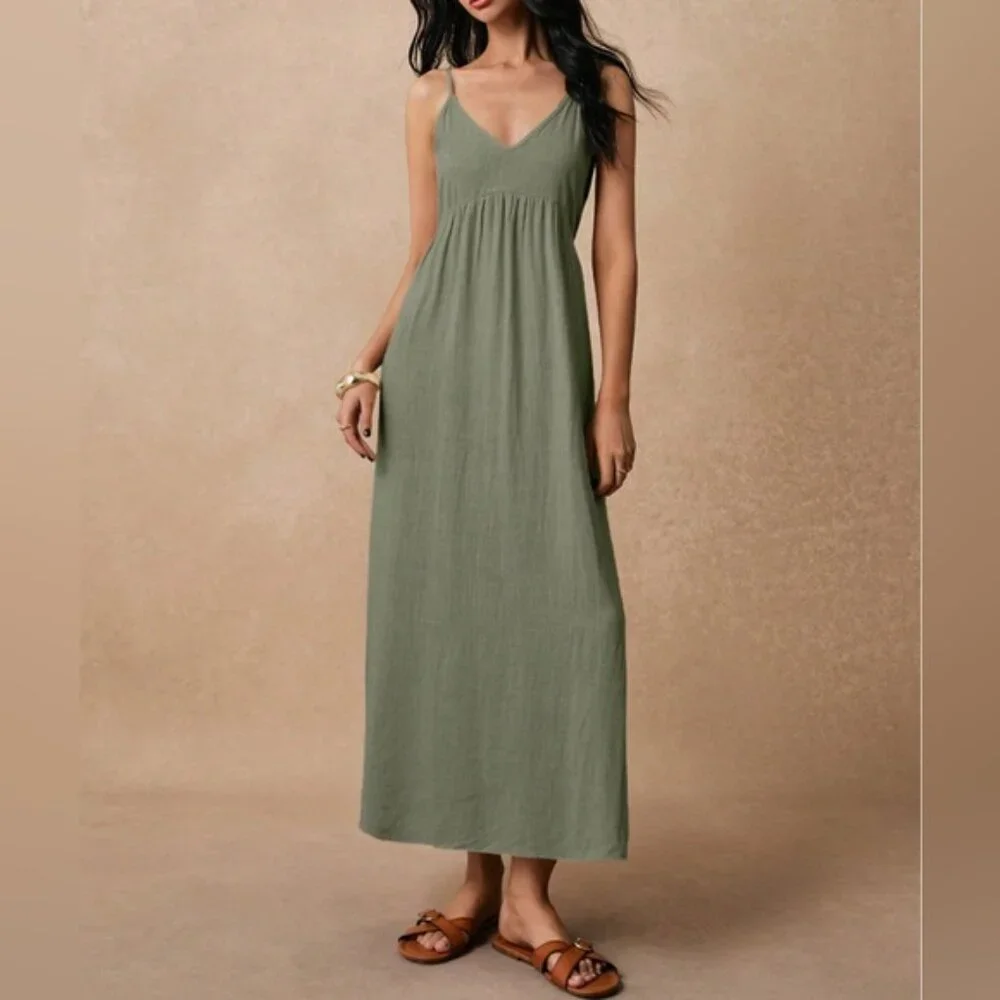 LAST ONE 🔥 Minimalist Sage Green Viscose Linen Blend Maxi Dress - Picture 2 of 8